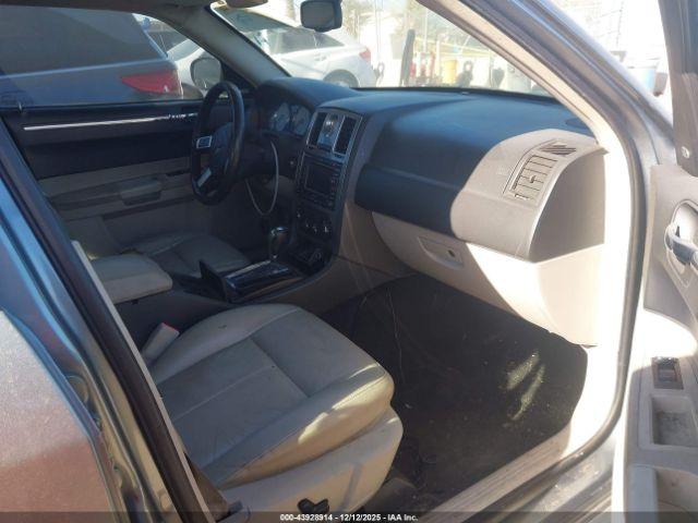 Chrysler 300 Touring Image 4