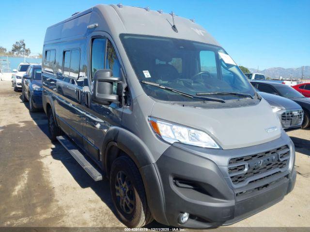  Salvage Winnebago Solis Rv