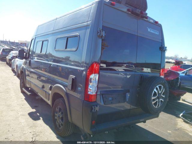 Winnebago Solis Rv Image 2