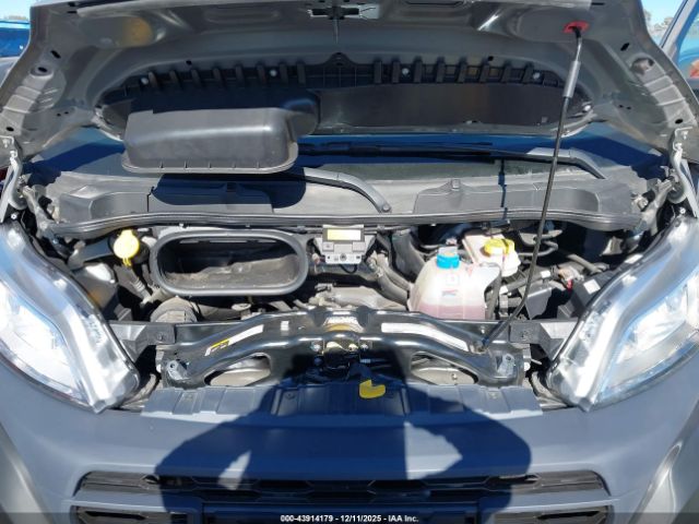 Winnebago Solis Rv Image 9