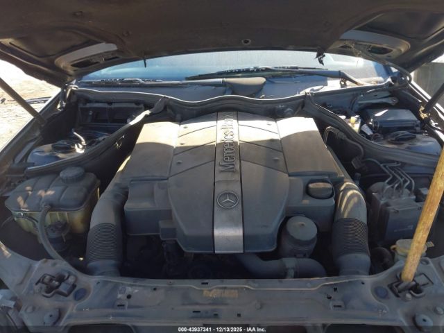 Mercedes-Benz C-Class Image 11