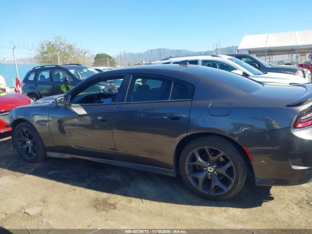 Dodge Charger Image 16