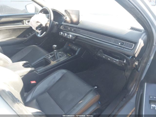 Honda Civic Sport Touring Image 12