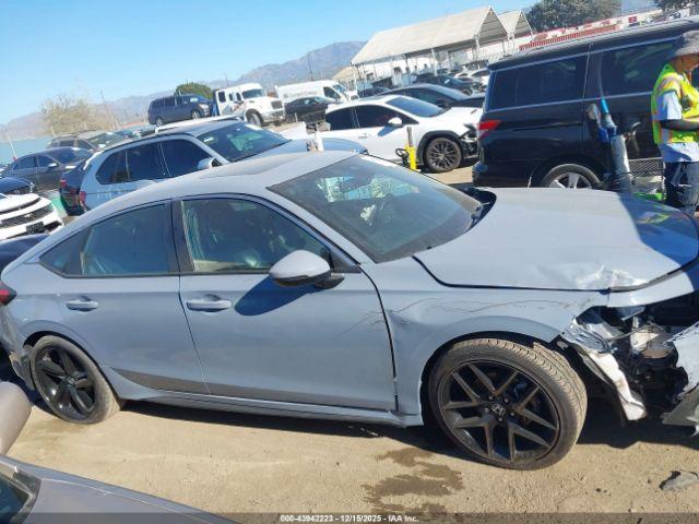 Honda Civic Sport Touring Image 11