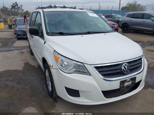  Salvage Volkswagen Routan