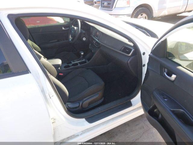 Kia Optima Lx Image 8