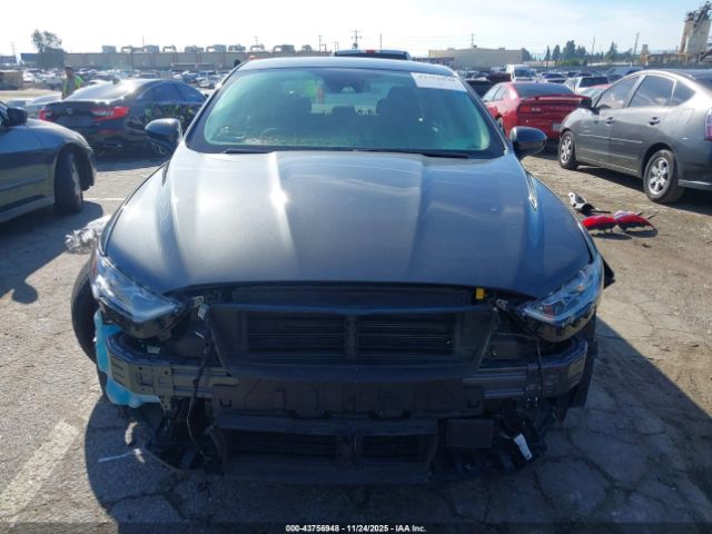 Ford Fusion Se Image 2