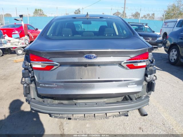 Ford Fusion Se Image 5
