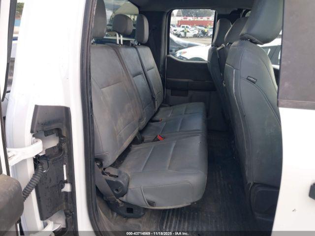 Ford F-250 Xl Image 14