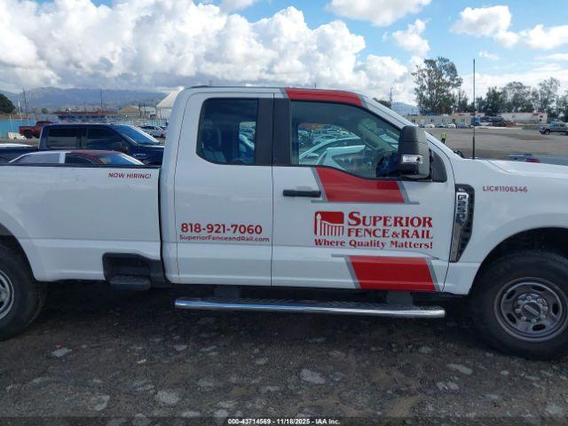 Ford F-250 Xl Image 6