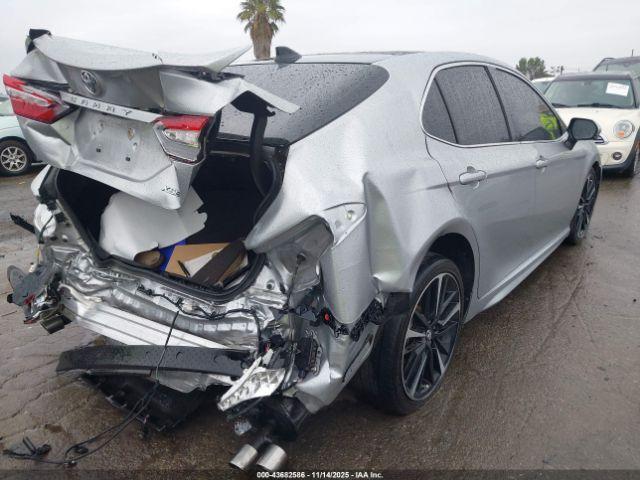 Toyota Camry Xse V6 Image 5