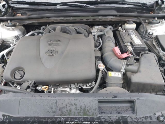 Toyota Camry Xse V6 Image 7