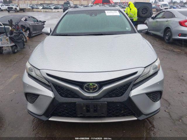 Toyota Camry Xse V6 Image 13