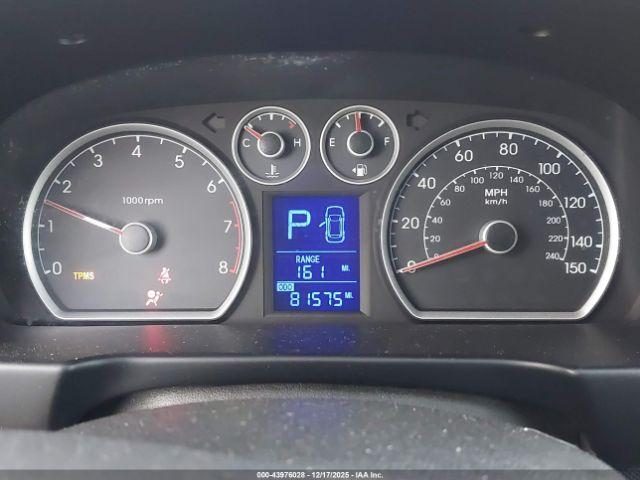 Hyundai ELANTRA Image 5