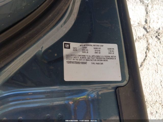 Cadillac STS-V Image 5