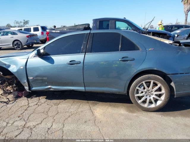 Cadillac STS-V Image 12