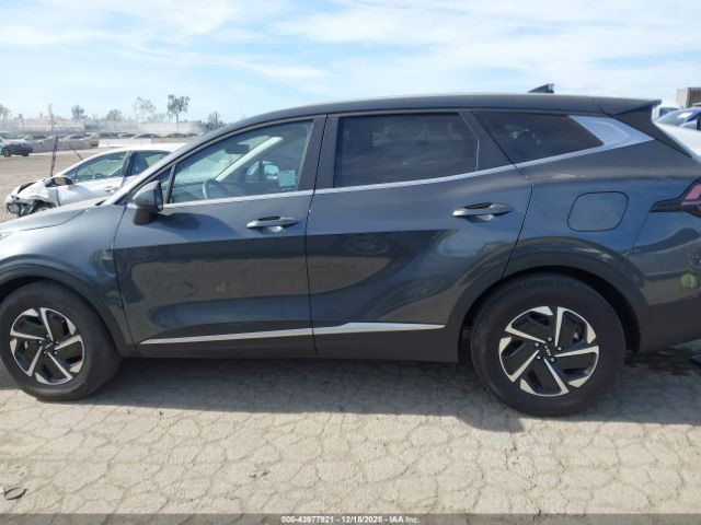 Kia Sportage Lx Image 6