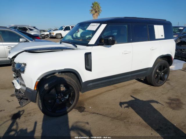 Land Rover Defender 110 P300 Image 20