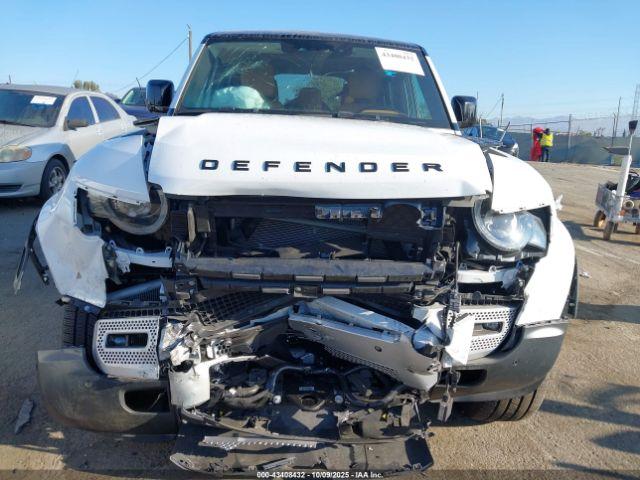 Land Rover Defender 110 P300 Image 14