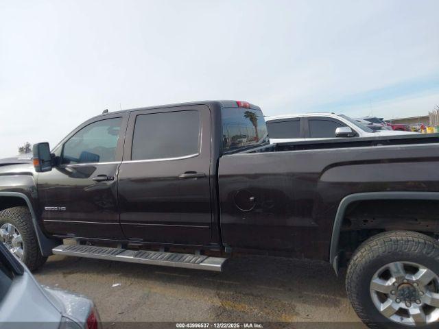 GMC Sierra 2500 Sle Image 4