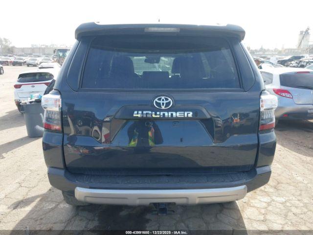 Toyota 4Runner Trd Off Road Premium Image 15