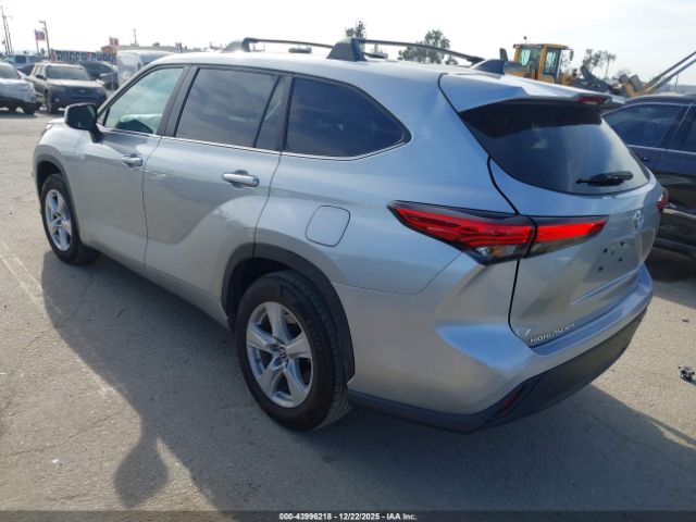 Toyota Highlander Le Image 7