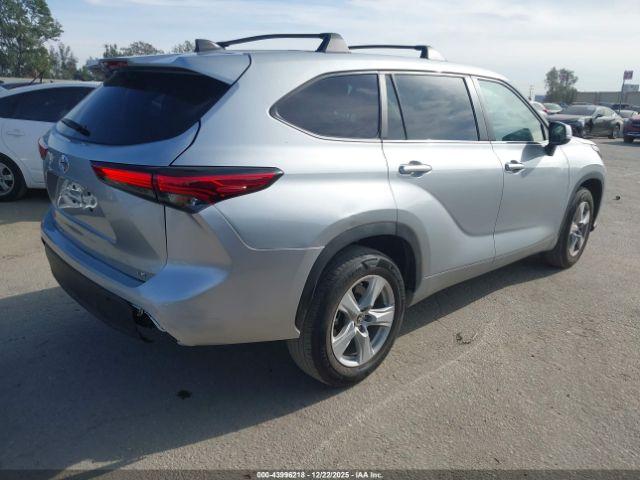 Toyota Highlander Le Image 2