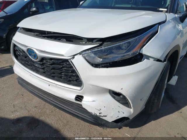 Toyota Highlander Hybrid Le Image 7