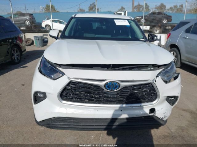 Toyota Highlander Hybrid Le Image 10