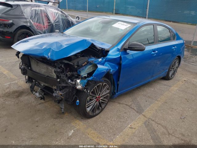 Kia Forte Gt Image 2