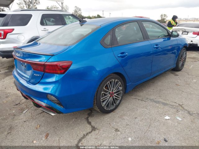 Kia Forte Gt Image 6