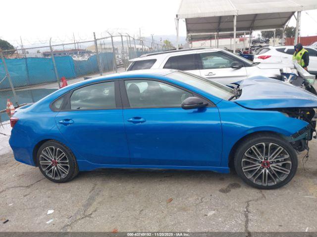 Kia Forte Gt Image 14