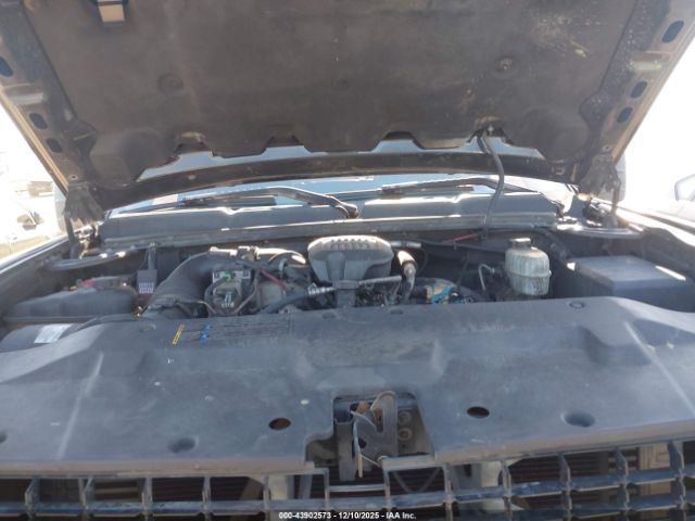 Chevrolet Silverado 2500 Ltz Image 3