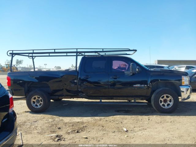 Chevrolet Silverado 2500 Ltz Image 12