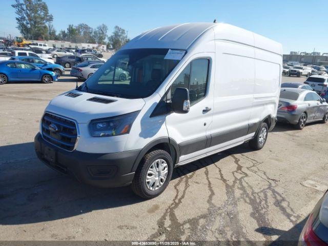 Ford E-transit-350 Image 7