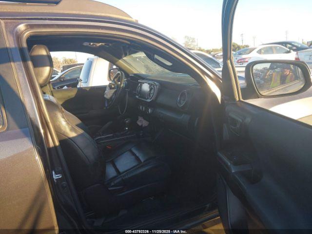 Toyota Tacoma Trd Off-road Image 20