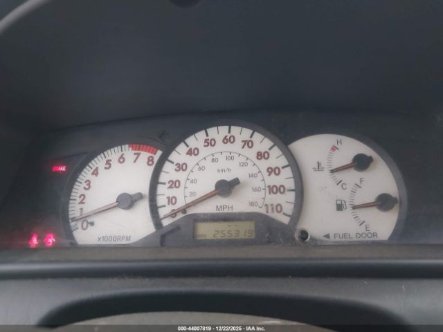 Toyota Corolla S Image 5