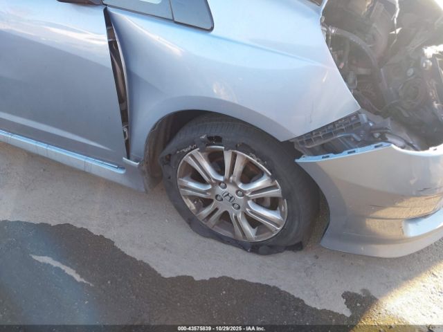 Honda Fit Sport Image 4