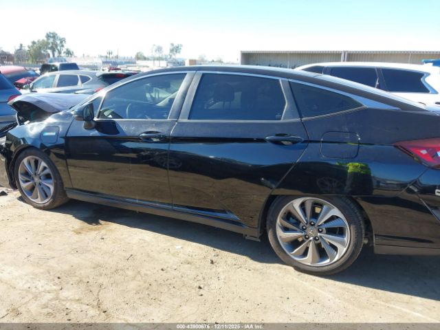 Honda Clarity Plug-In Hybrid Image 16