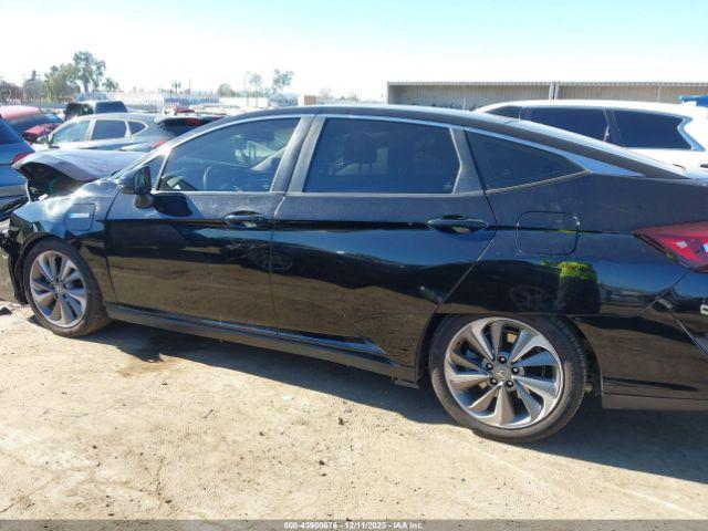 Honda Clarity Plug-In Hybrid Image 16