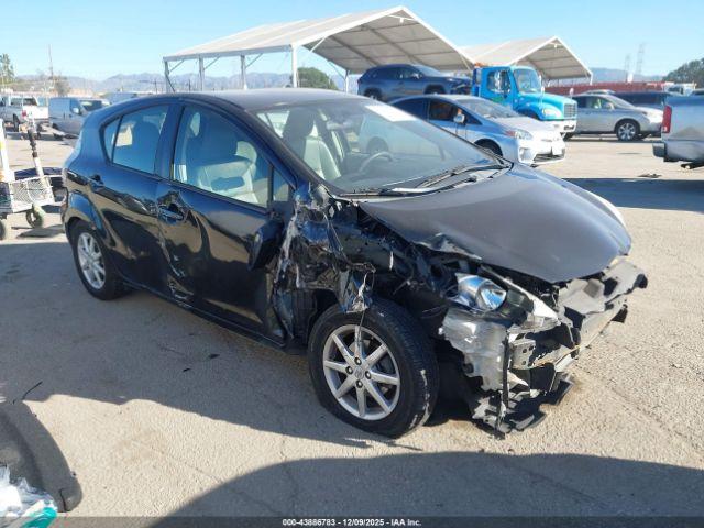  Salvage Toyota Prius c