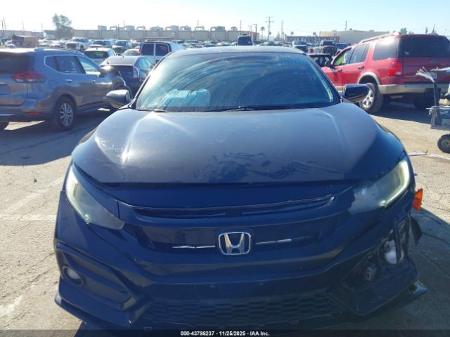 Honda Civic Sport Image 11