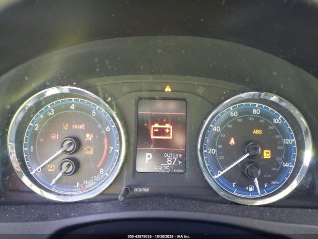 Toyota Corolla Le Image 9