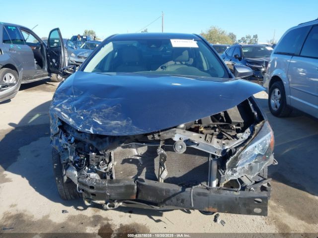 Toyota Corolla Le Image 16