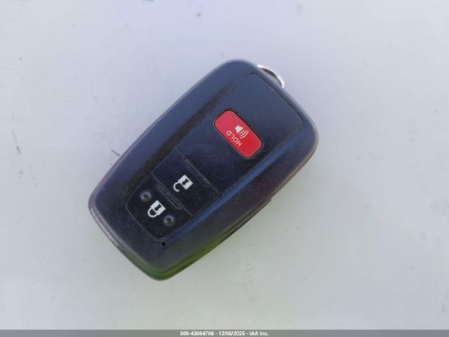 Toyota RAV4 Xle Image 11