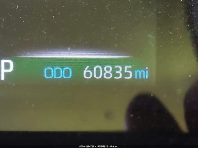 Toyota RAV4 Xle Image 12