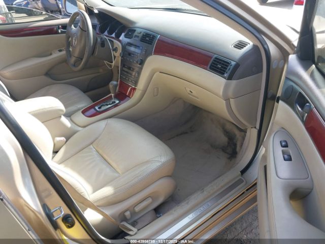 Lexus Es Image 10