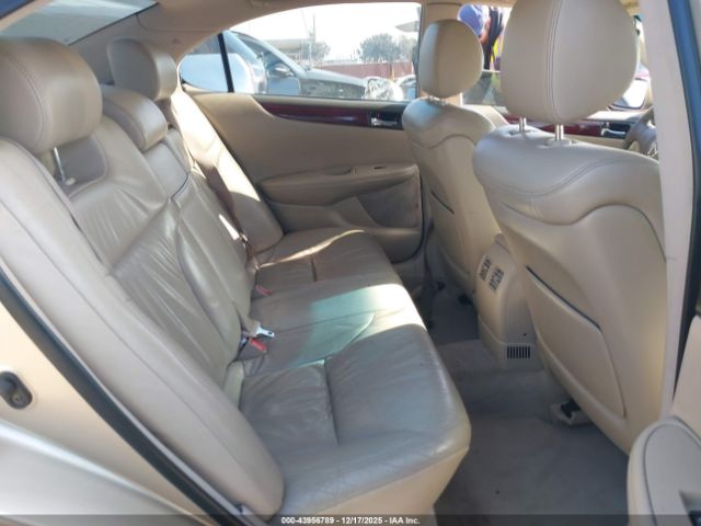 Lexus Es Image 14