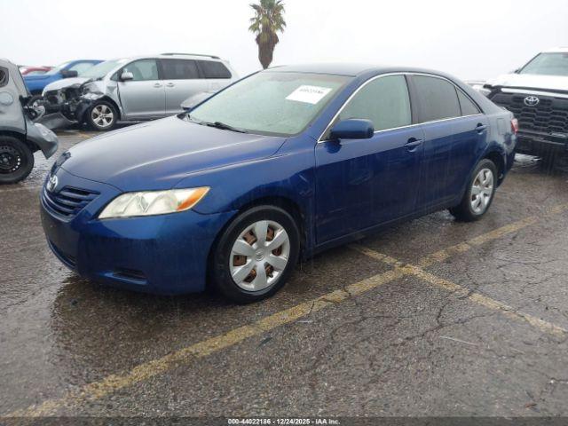 Toyota Camry Ce Image 3