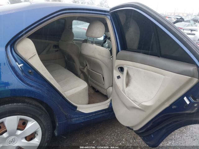 Toyota Camry Ce Image 11